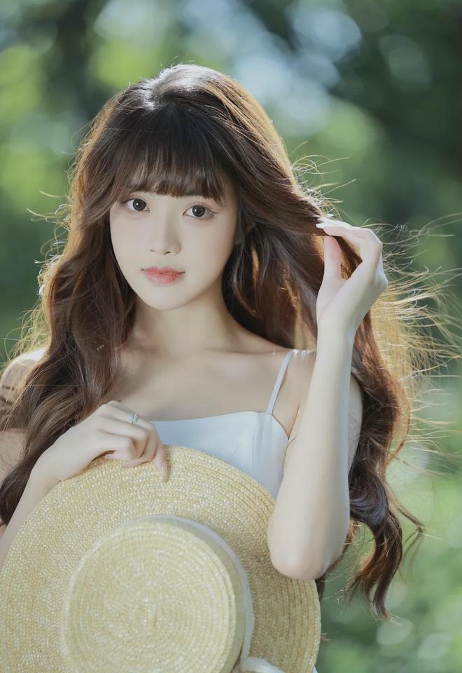 fxx双马尾单脚吊vk字母圈